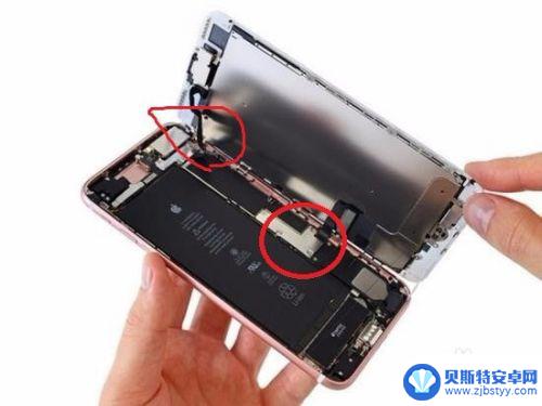 手机电板怎么拆 苹果iphone7plus拆机换电池图片步骤