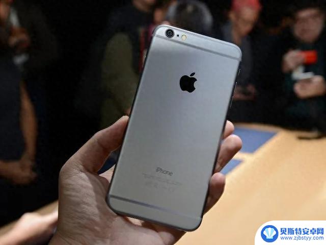 iPhone 15系列价格望而却步？盘点苹果手机价格的变化之路