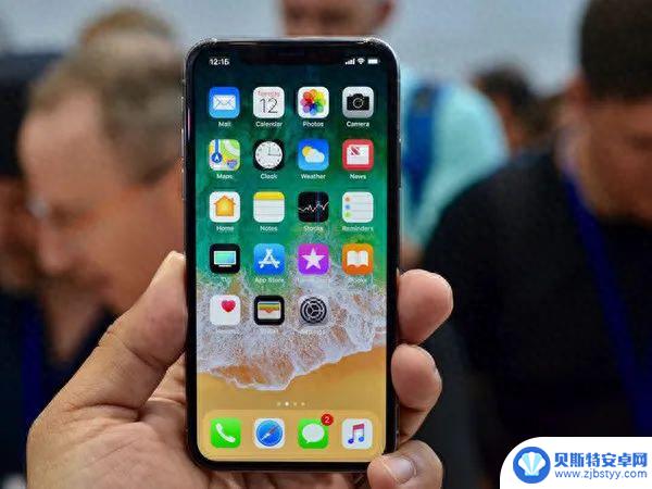 iPhone 15系列价格望而却步？盘点苹果手机价格的变化之路