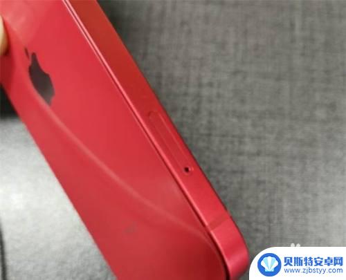 如何打开苹果手机卡槽 SIM卡槽在苹果手机上怎么打开