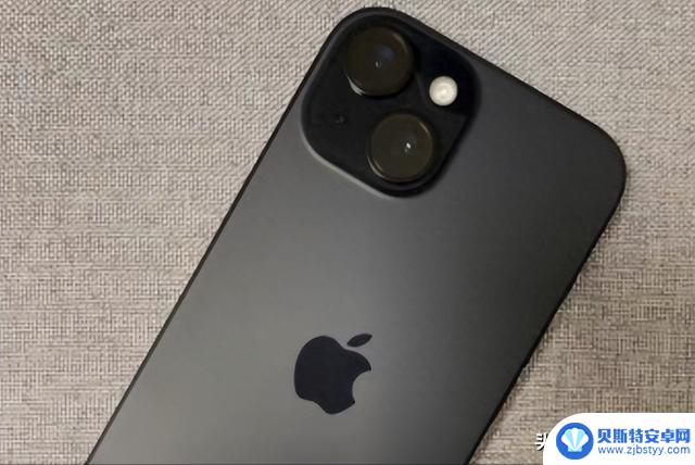 苹果iPhone 15价格大幅降低，工薪族换机良机到来