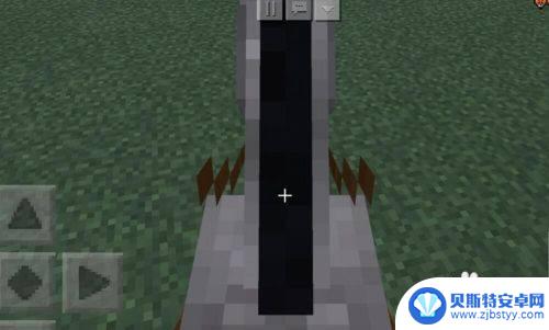 手机mc鞍怎么用 手机版Minecraft如何给马上鞍