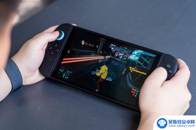 重新定义游戏机：任天堂 Switch 和 Switch 2 的革命性创新