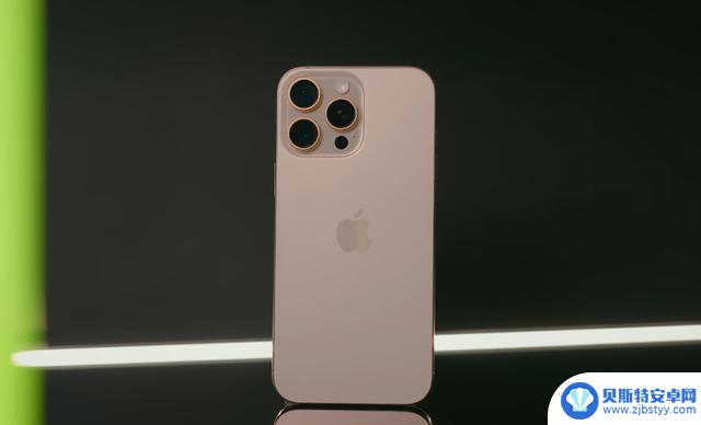 iPhone 16 Pro首次体验，依旧称霸小屏市场，仅存两点不足